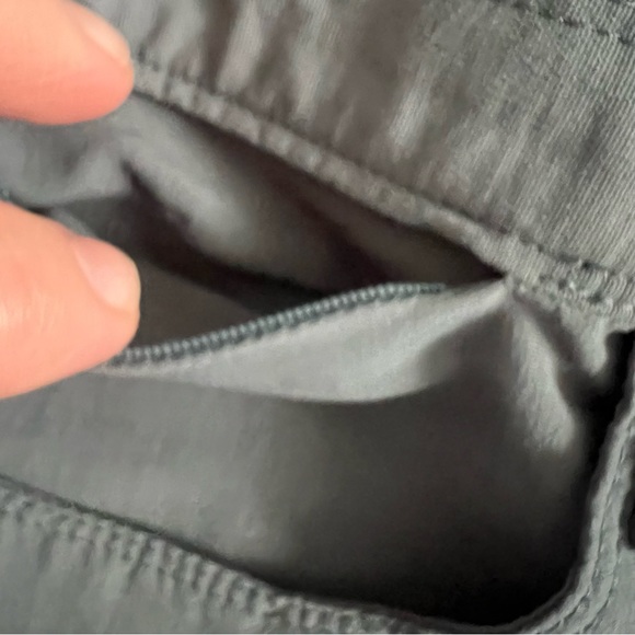 North face hiking shorts bluish grey colour 100% nylon size 8 - Picture 4 of 7